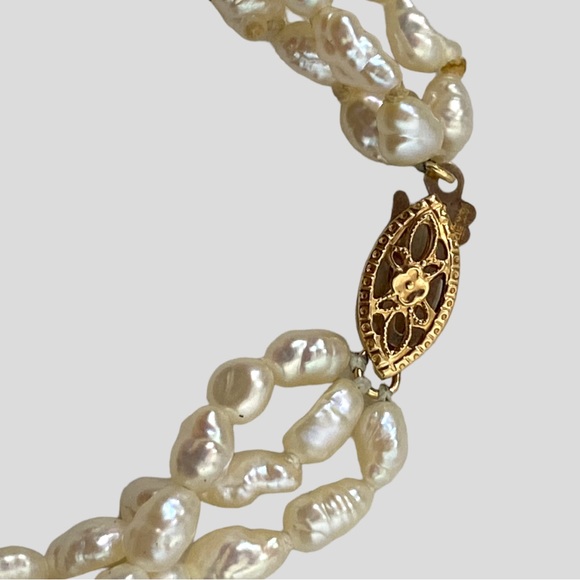 Vintage 3 Strand Baroque Pearl 14K Gold Bracelet 7.5" - Picture 3 of 5